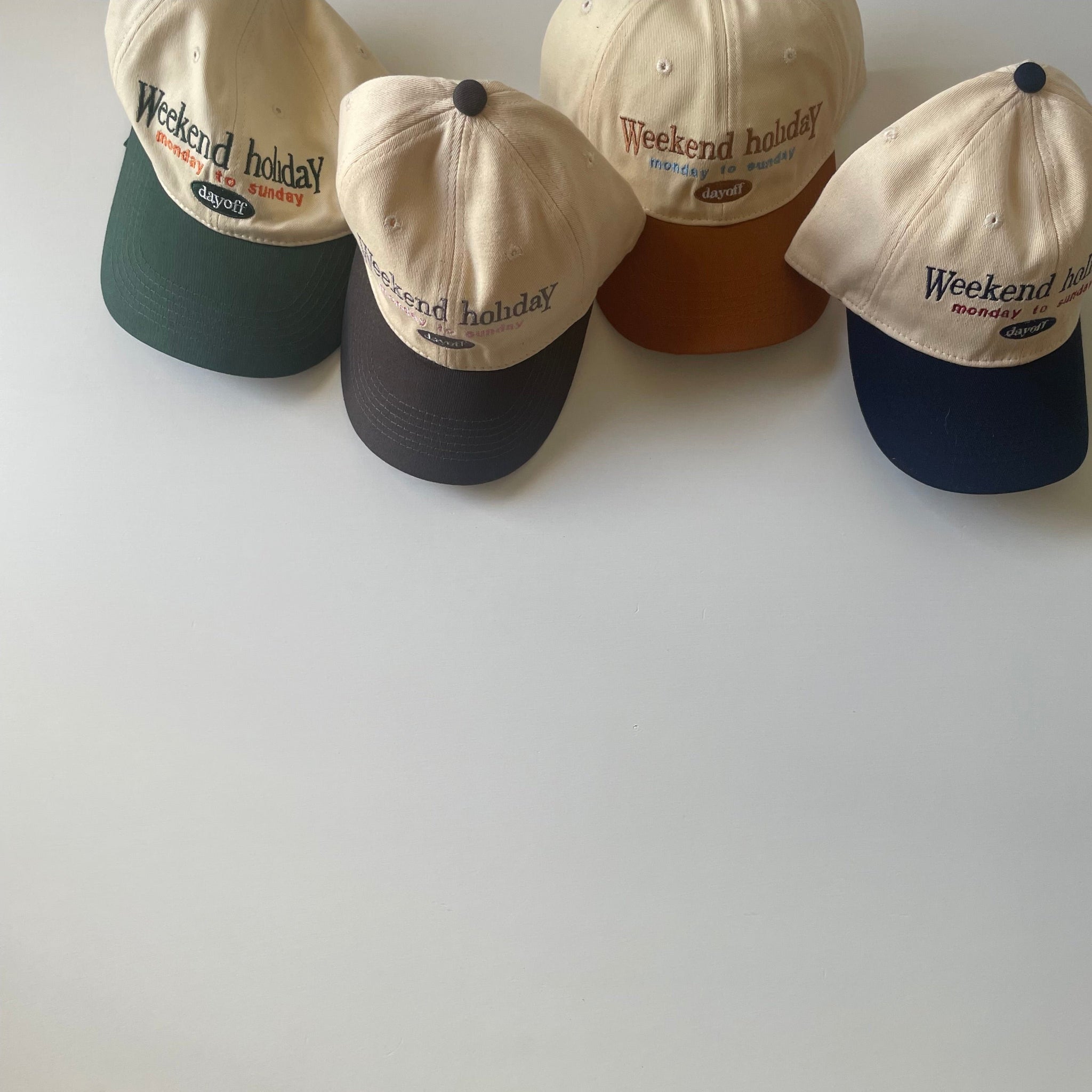 weekend holiday cap / junior & adult